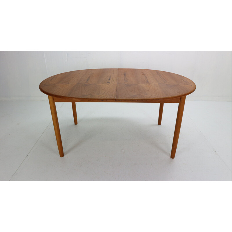 Vintage Solid Teak Oval Extendable Dinning Table Denmark 1960s