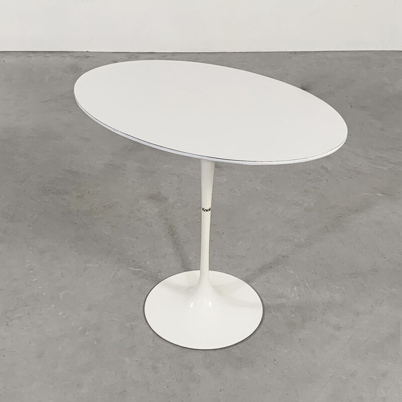 Vintage Ovale Tulip Side Table by Eero Saarinen for Knoll 1960s