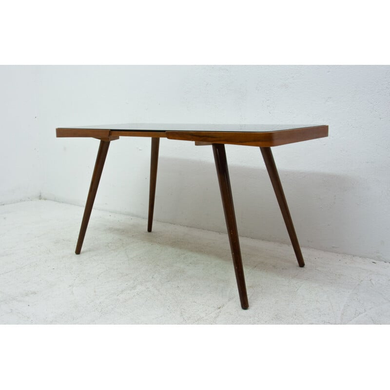 Table basse vintage en verre opaque et en bois de hêtre par Interior Praha, Tchécoslovaquie 1960