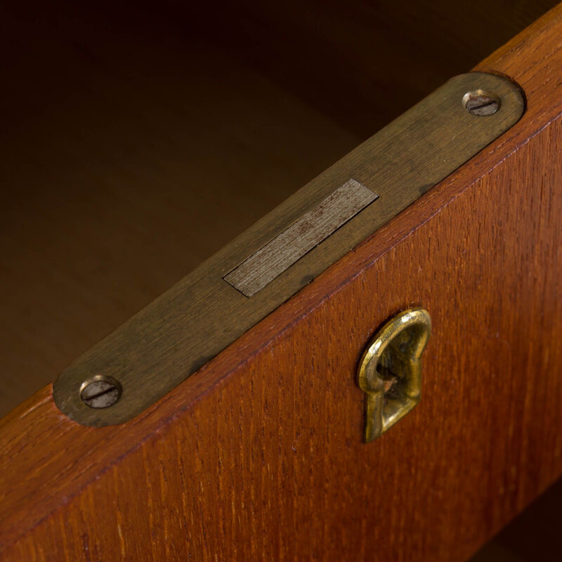 Petit bureau vintage indépendant à façade incurvée en teck Danois 1960