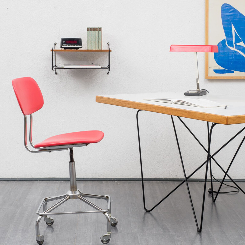 Vintage office chair in red chrome 1950s