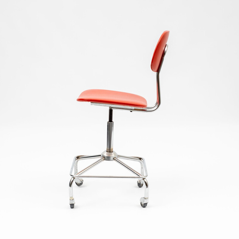 Vintage office chair in red chrome 1950s