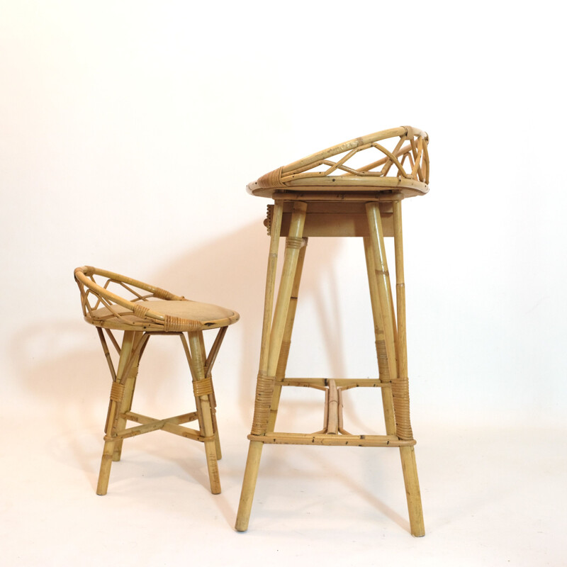 Vintage rattan dressing table with its chair 1950s