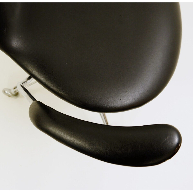 Vintage office chair by Arne Jacobsen for Fritz Hansen 1950s