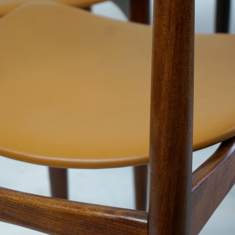 Set of 4 vintage Mod. 178 Teak Dining Chairs by Johannes Andersen Denmark