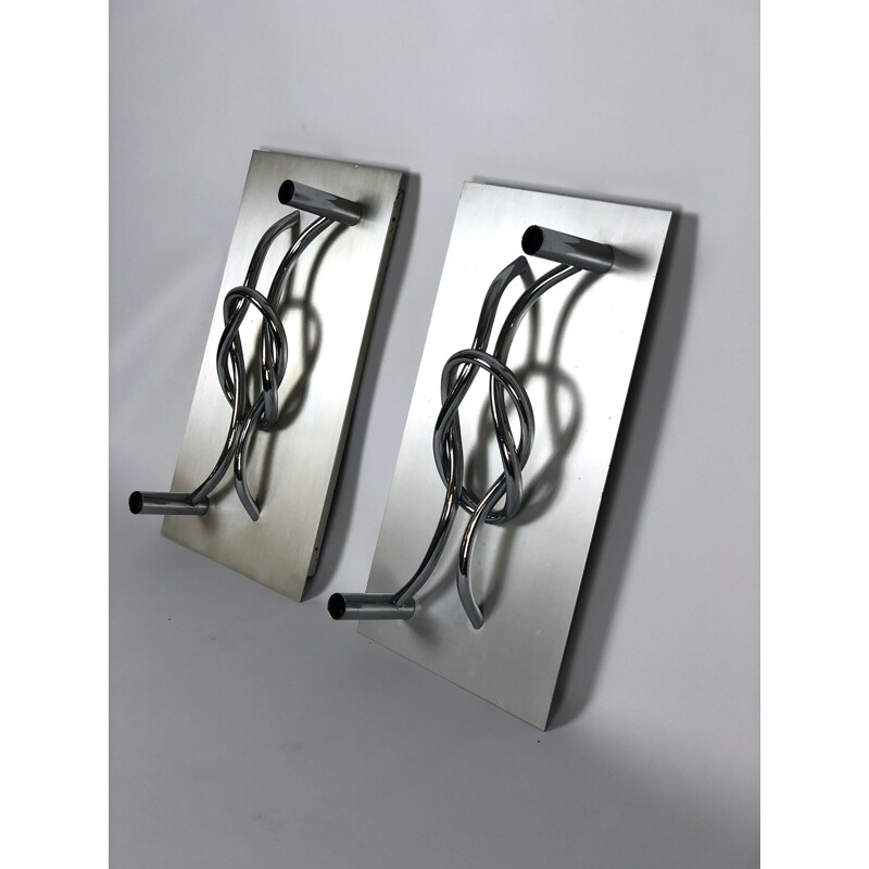 Paire d' appliques vintage en aluminium et chrome de Giacomo Benevelli, Italie 1970