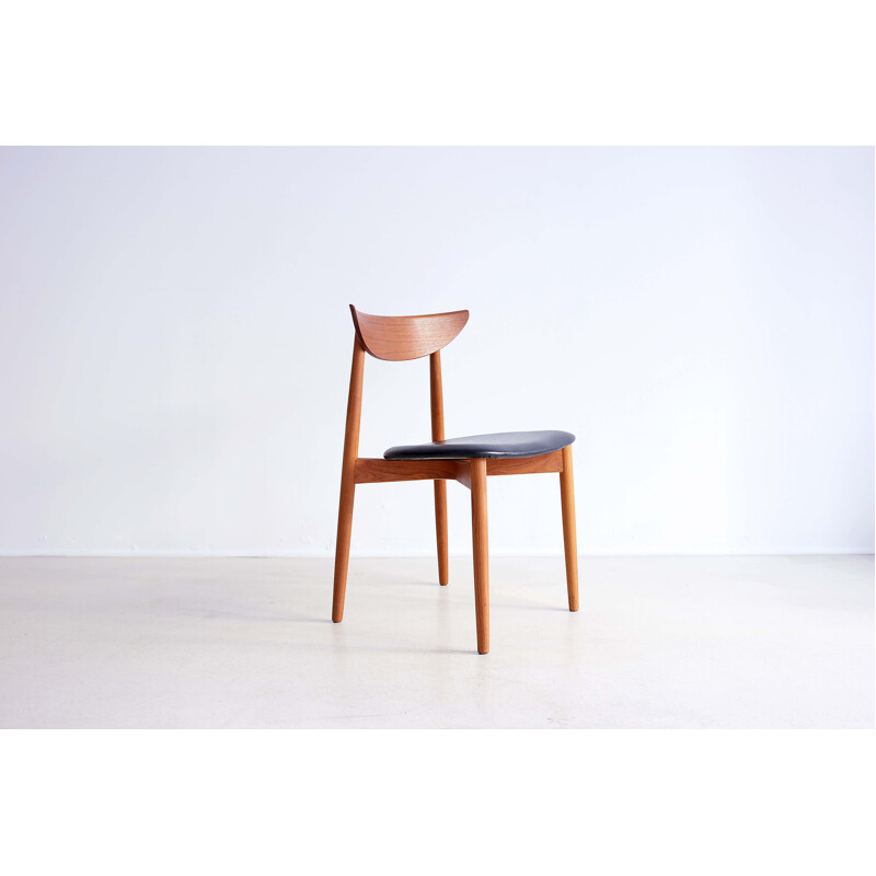 4 vintage chairs by Peter Hvidt, 1960