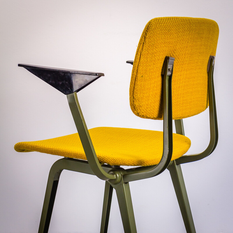 Chaise "Revolt" Ahrend en acier et tissu jaune, Friso KRAMER - 1960
