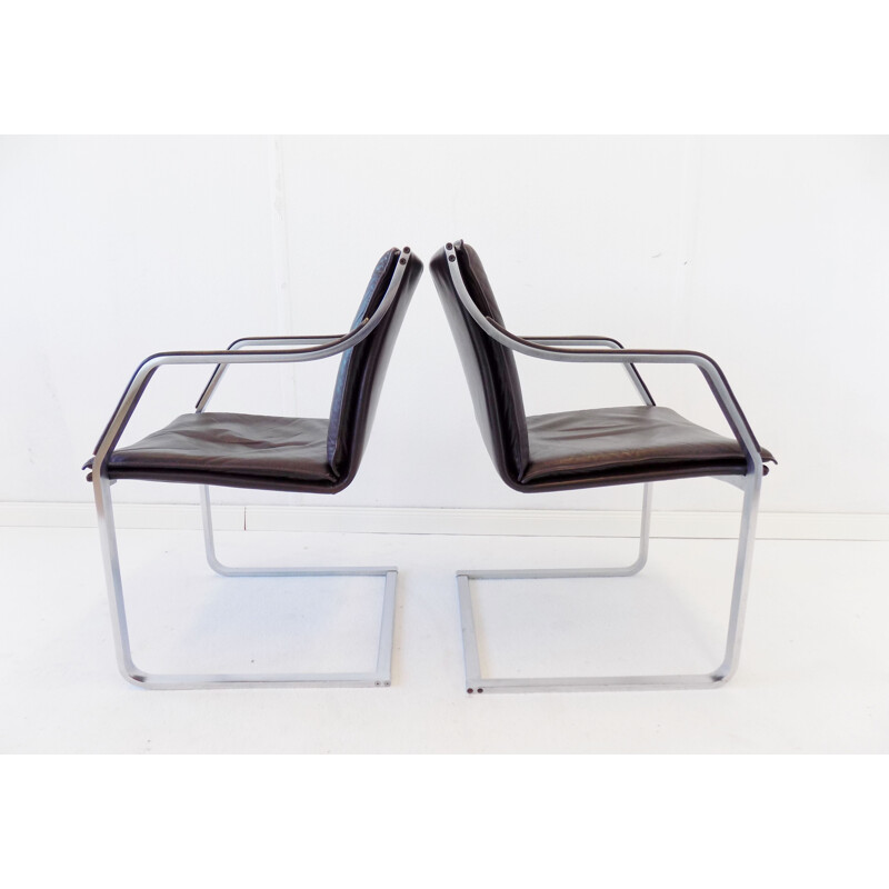 Pair of vintage brown leather armchairs from Rudolf Glatzel's art collection for Knoll 1980