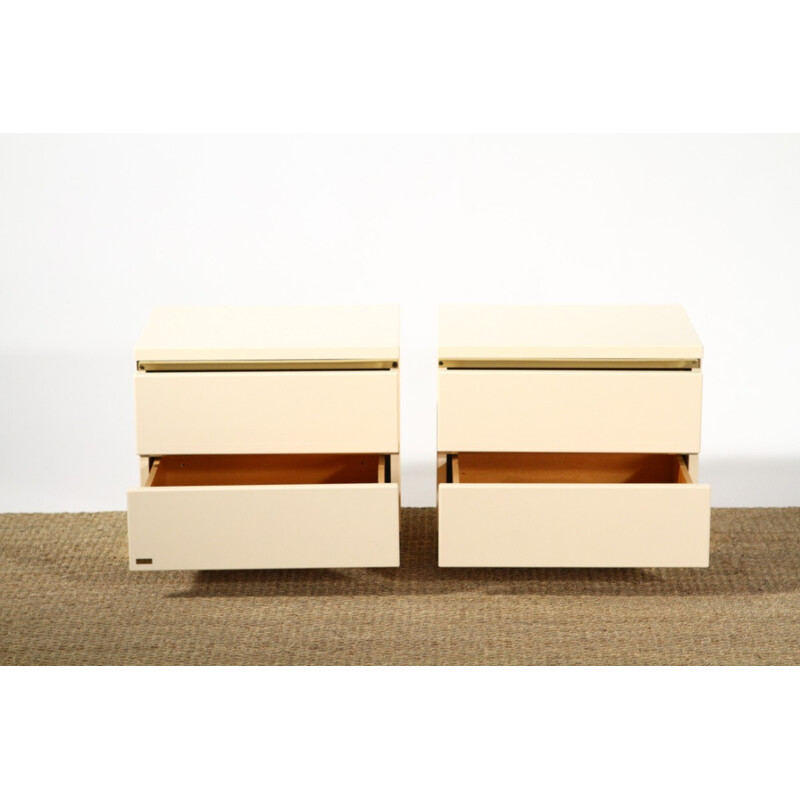 Pair of Romeo bedside tables lacquered in white, Jean-Claude MAHEY - 1970s