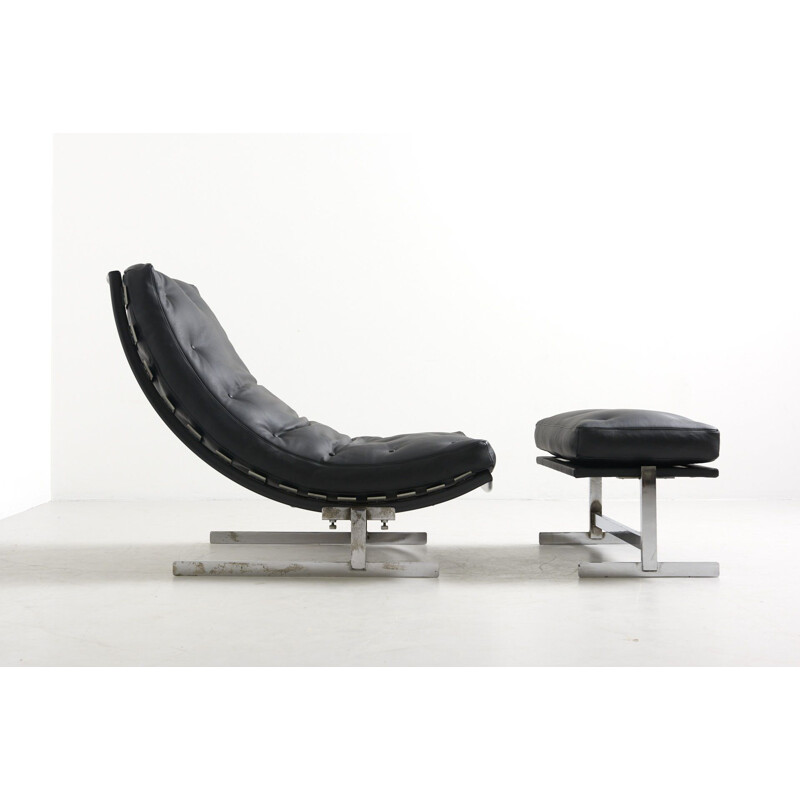 Vintage-Lounge-Sessel mit Hocker aus Leder und Chrom 1960
