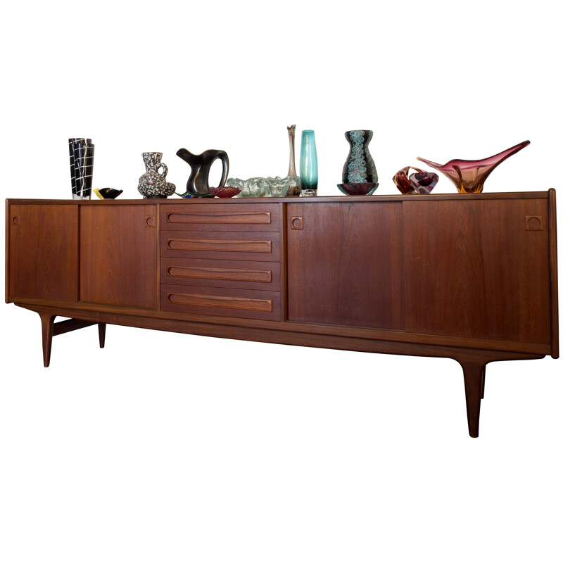 Scandinavian sideboard in mahogany, Johannes ANDERSEN - 60