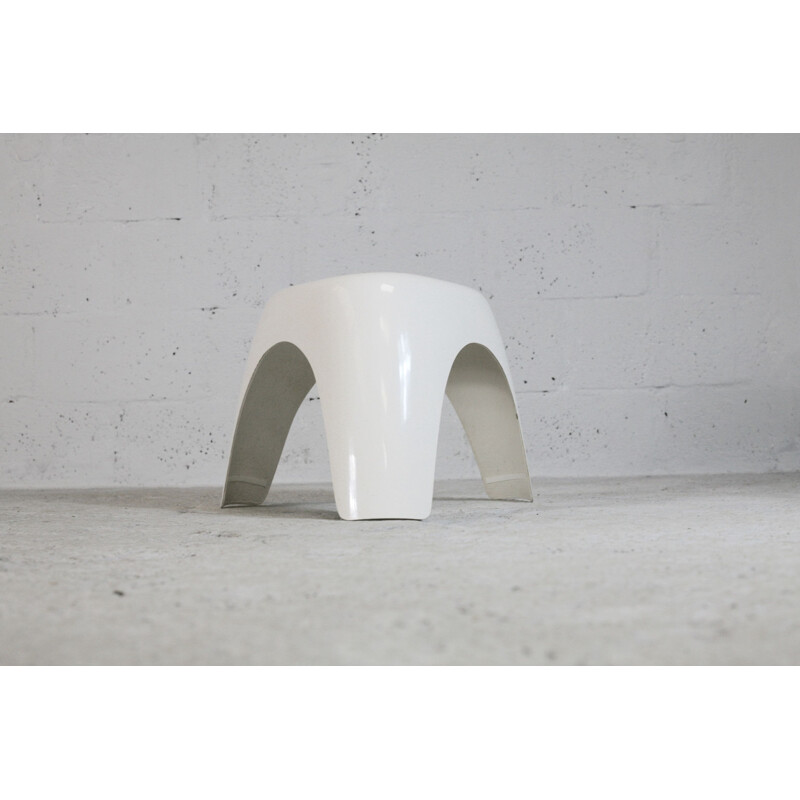 Vintage stool Elephant Stool in fiberglass by Sori Yanagi, Habitat 2001