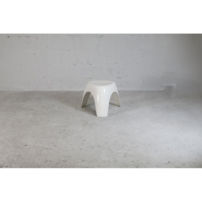 Vintage stool Elephant Stool in fiberglass by Sori Yanagi, Habitat 2001