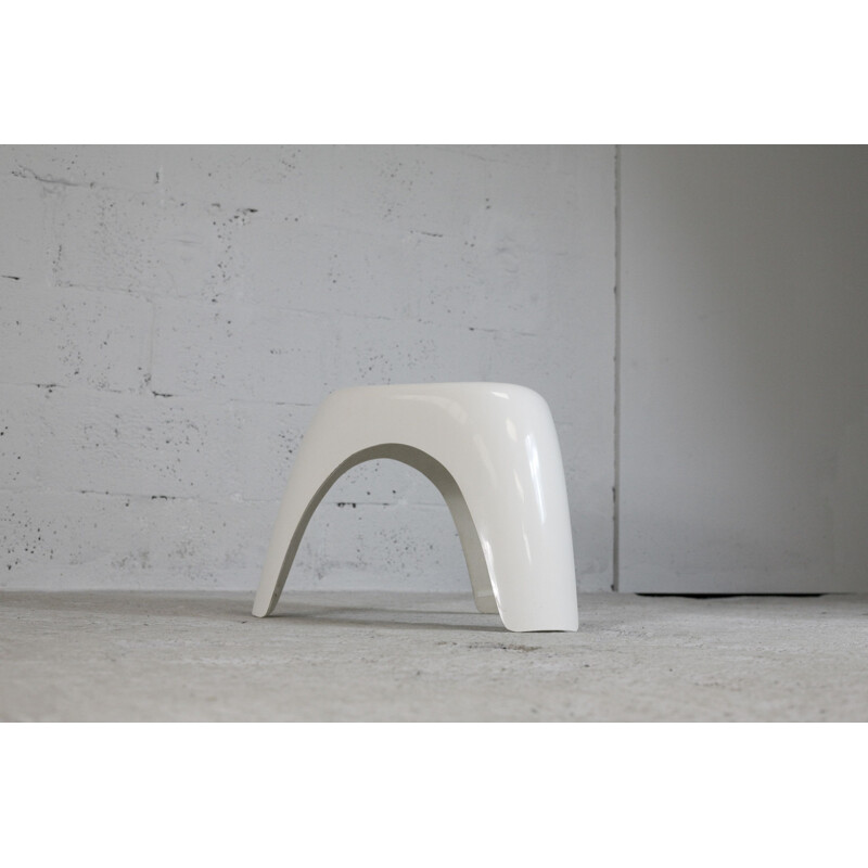 Vintage stool Elephant Stool in fiberglass by Sori Yanagi, Habitat 2001