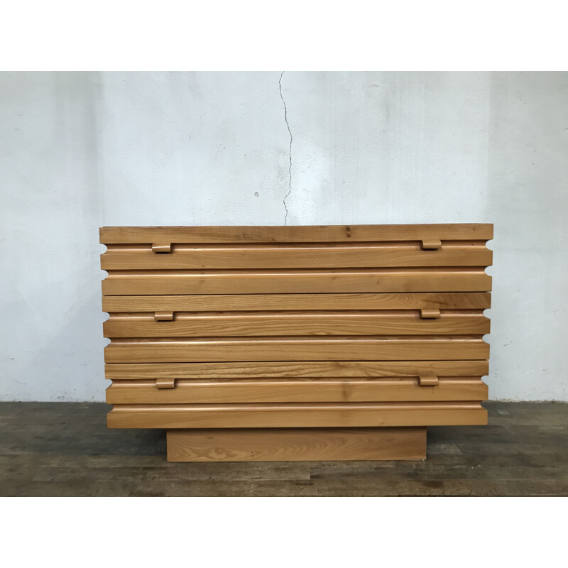 Vintage brutalist chest of drawers in solid elm by Furniture Regain 1960s