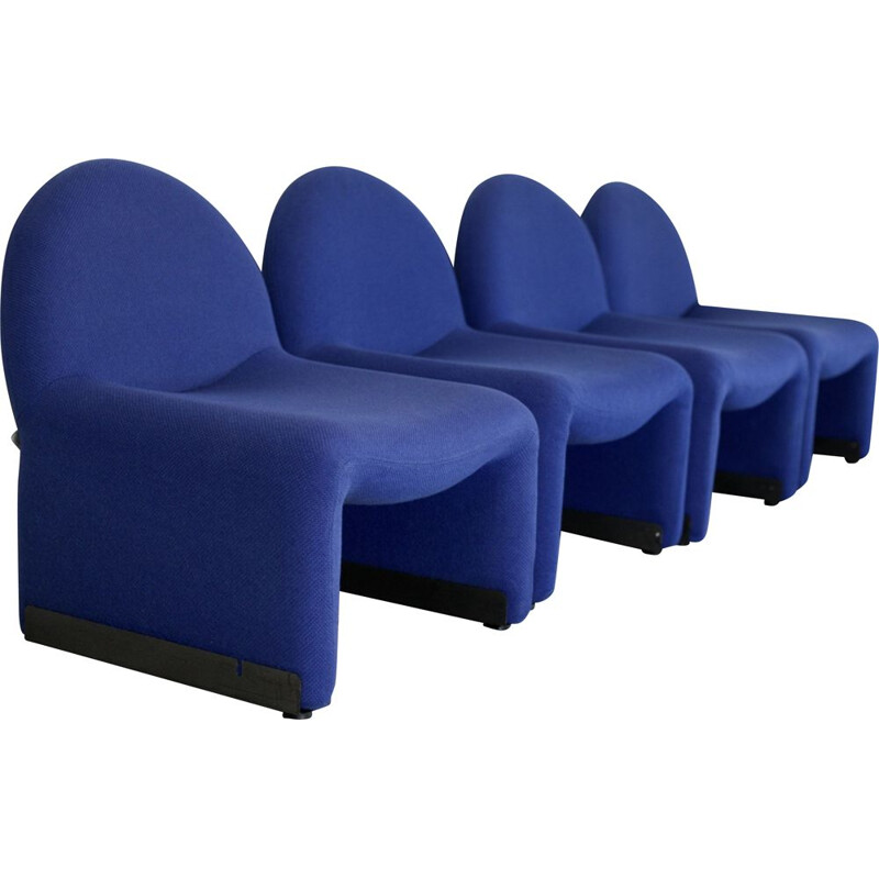 Set van 4 vintage stoelen met schuim en blauwe bekleding 1970