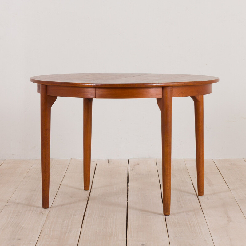 Vintage round extension table in teak Danish 1960s