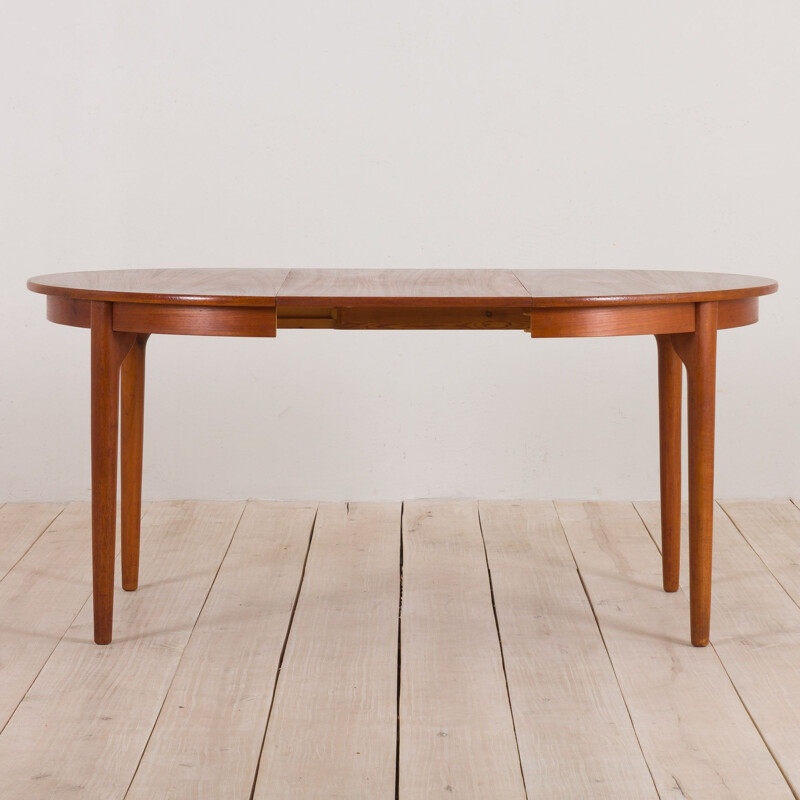 Vintage round extension table in teak Danish 1960s