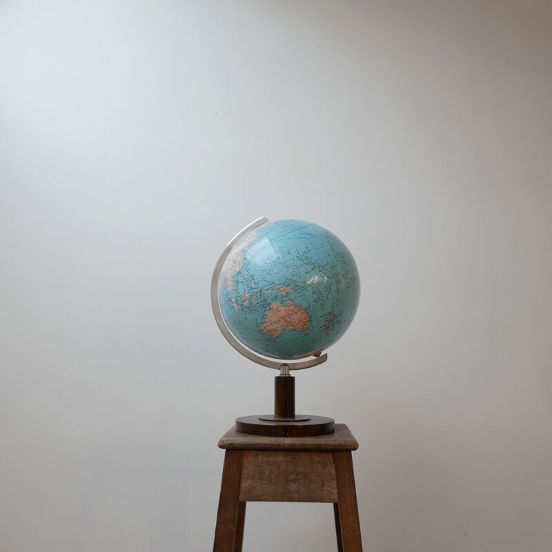 Globe terrestre vintage Néerlandais du XXe siècle