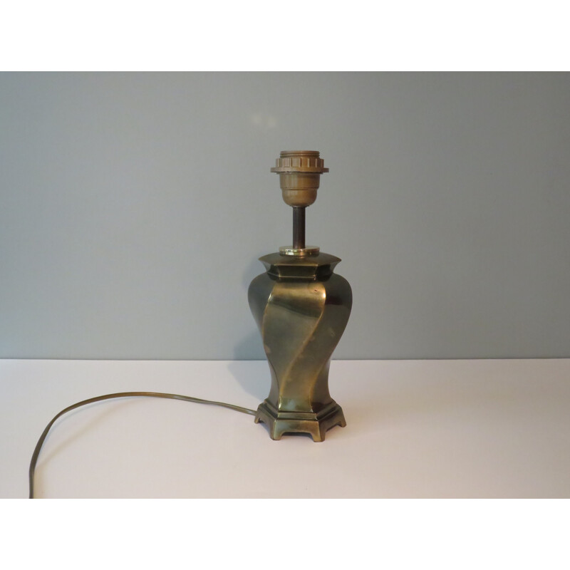 Vintage-Tischlampe aus gedrehtem Messing, 1970