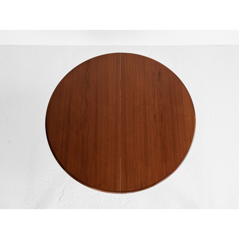 Midcentury round dining table in teak with 2 extensions by Skovby Danish 1960s