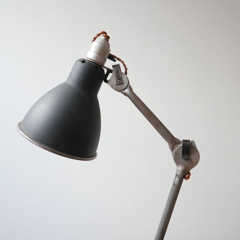 Lampe de table vintage Industrial Bernard-Albin Gras