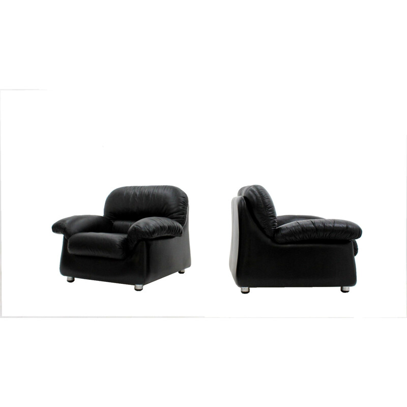Ein Paar Vintage-Sessel aus schwarzem Leder, 1970