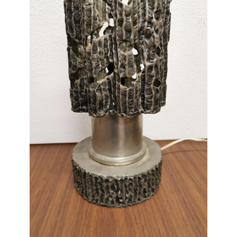 Lámpara de peltre Brutalista Vintage, Italia 1960