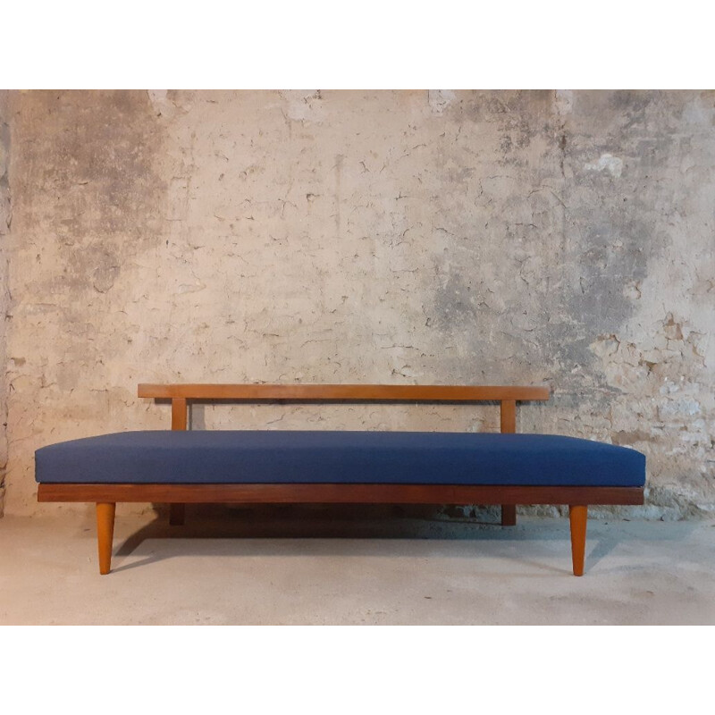 Canapé ou lit de repos vintage en teck et tissu bleu par Ekornes Norvégien 1960