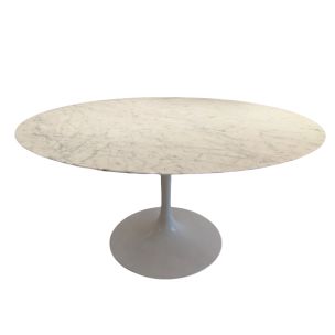 Vintage 137cm Knoll Tulip table in marble by Eero Saarinen