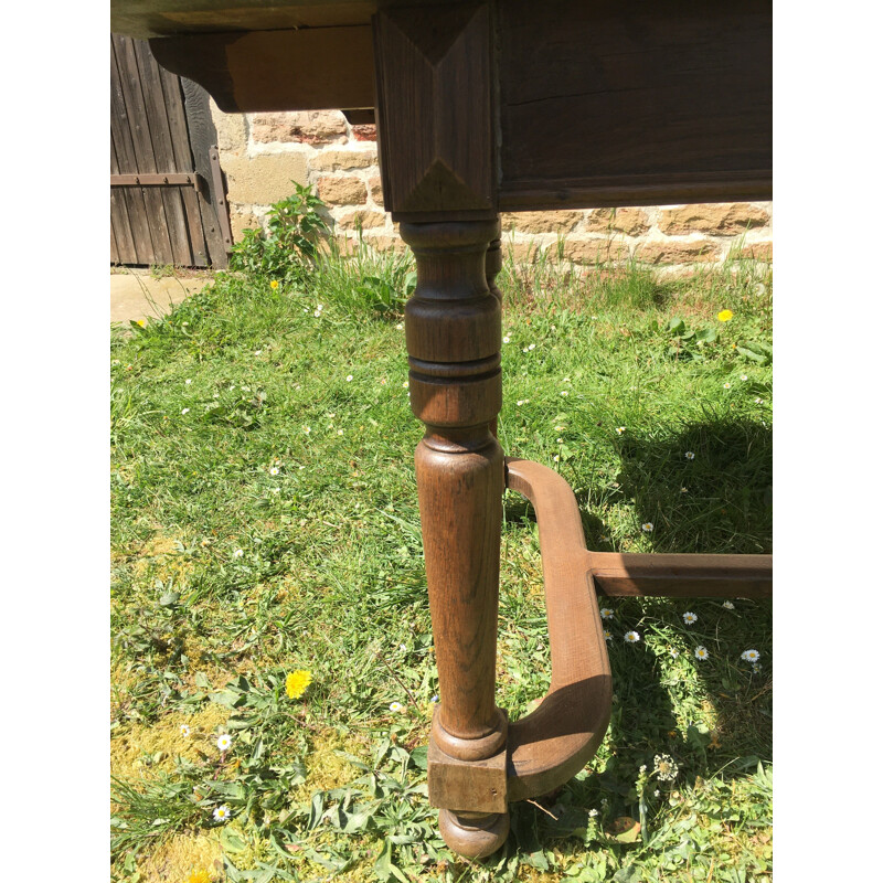 Vintage oak table with extensions