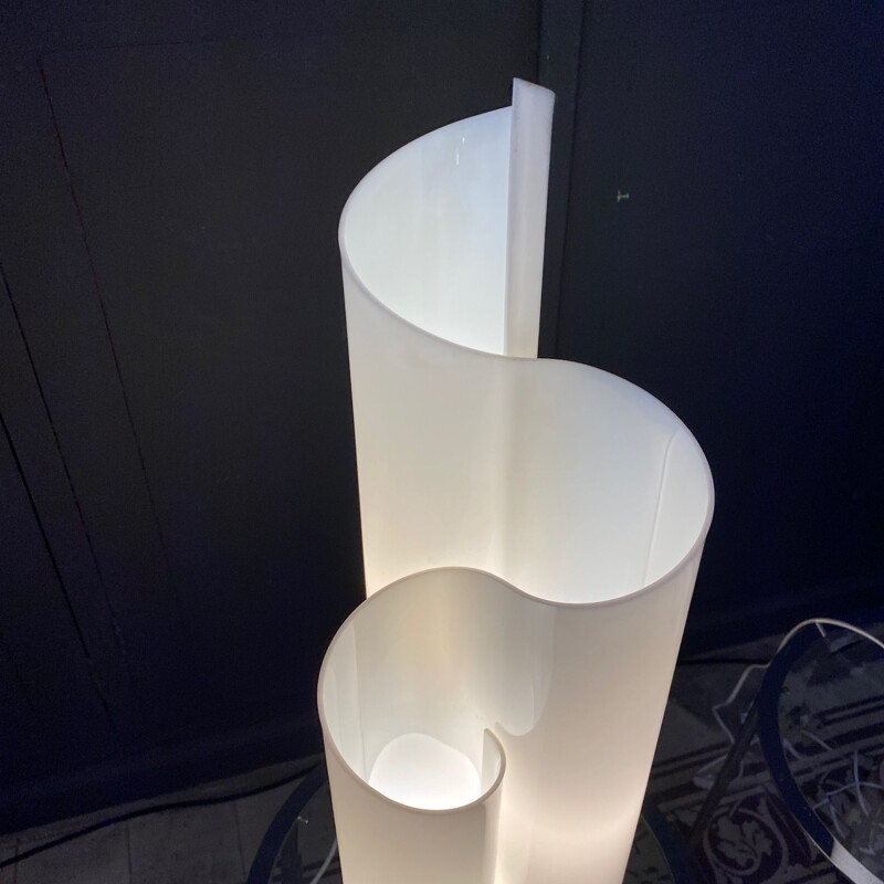 Paire de lampe vintage blanche de Vico Magistretti pour Artemide 1969 