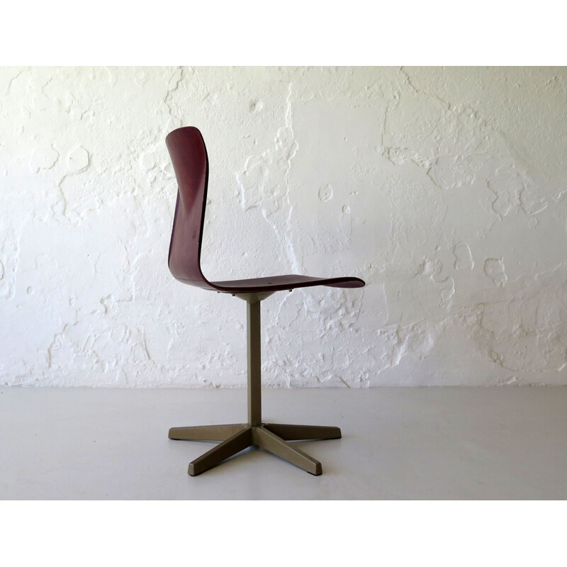 Vintage adjustable child's desk chair 1970