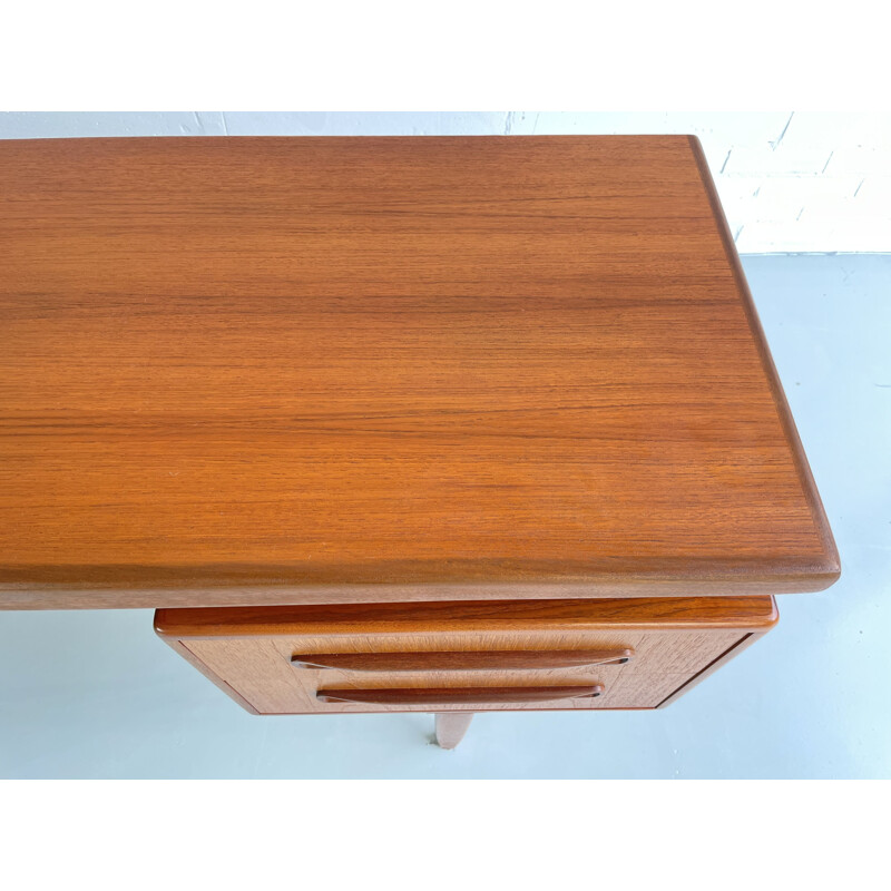 Vintage desk by V.Wilkins for G-Plan 1960