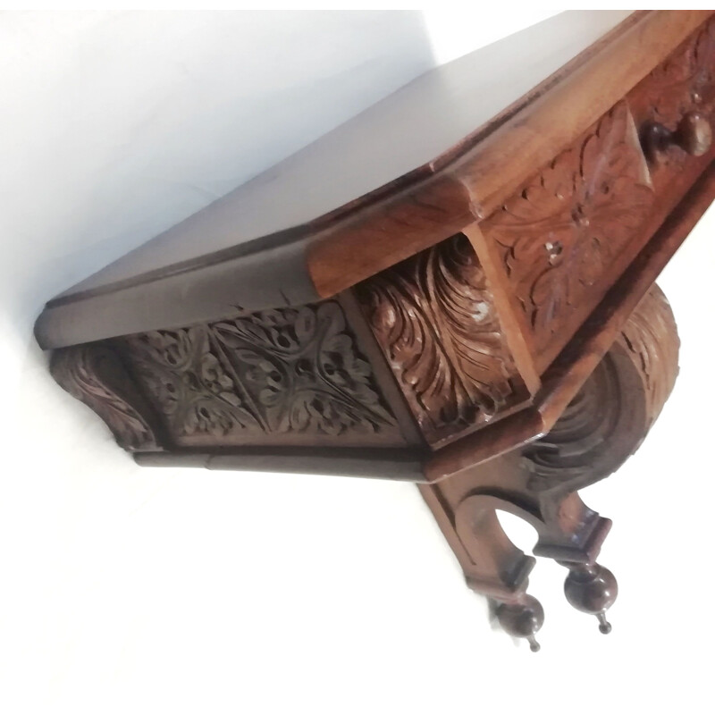 Vintage carved wood side table in walnut, USA 1950