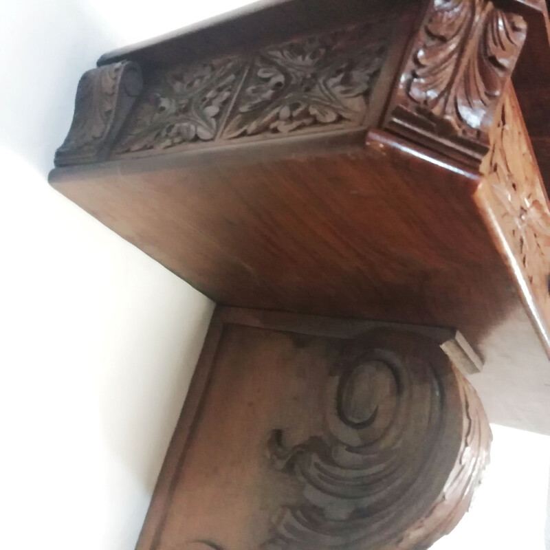 Vintage carved wood side table in walnut, USA 1950