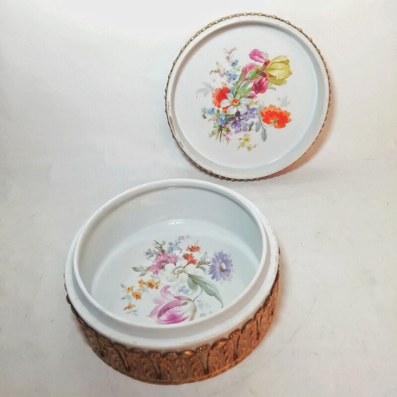 Caixa de porcelana e latão Vintage