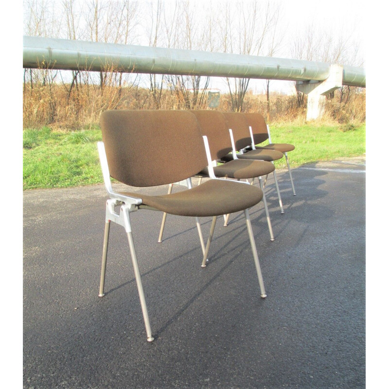 Lot de 4 chaises vintage de G. Piretti pour Castelli Anonima Castelli Italie 1960
