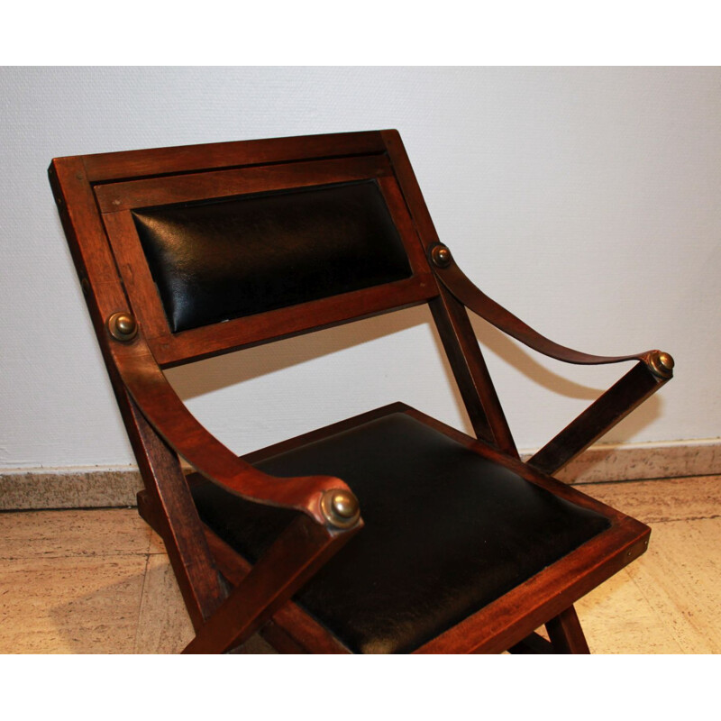 Pair of vintage wooden children's chairs 1970s