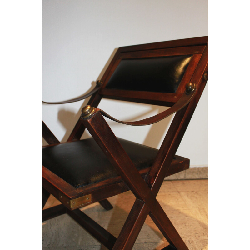 Pair of vintage wooden children's chairs 1970s