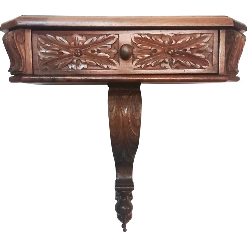 Vintage carved wood side table in walnut, USA 1950