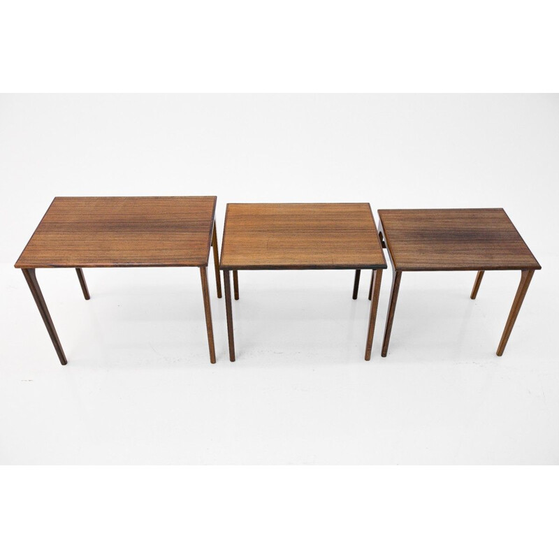 Set di 3 tavolini vintage in teak, Danimarca 1960