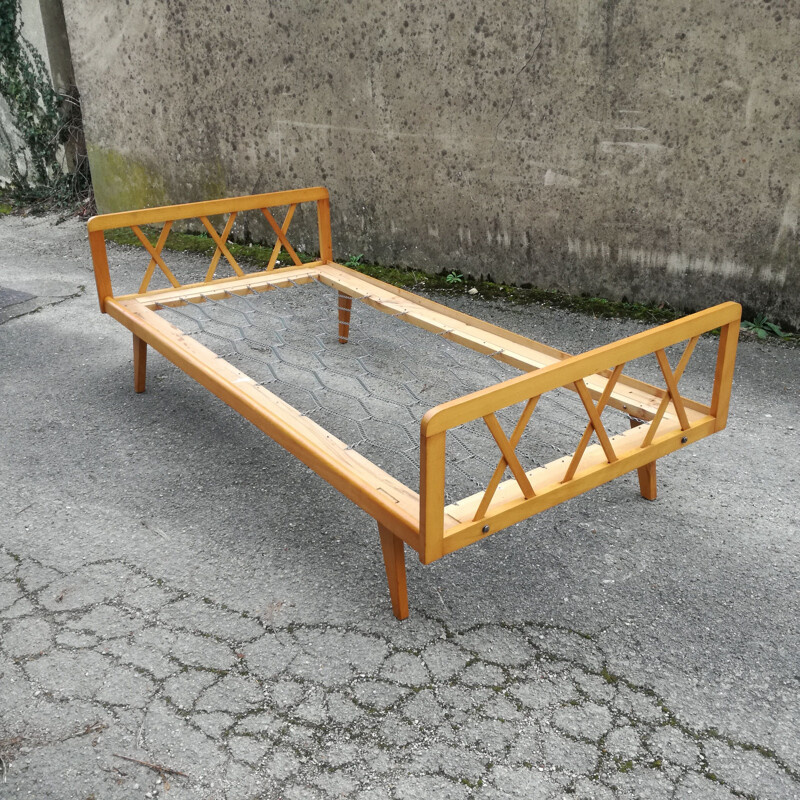 Vintage resting bed French 1950s