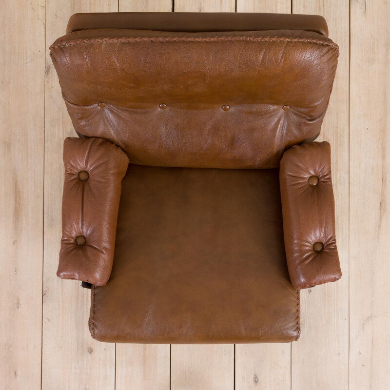 Paire de fauteuils de salon vintage pivotants en cuir de buffle brun par Aalborg Polstermobelfabrik Danemark 1970