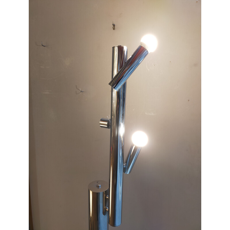 Modernist vintage floor lamp in chromed metal