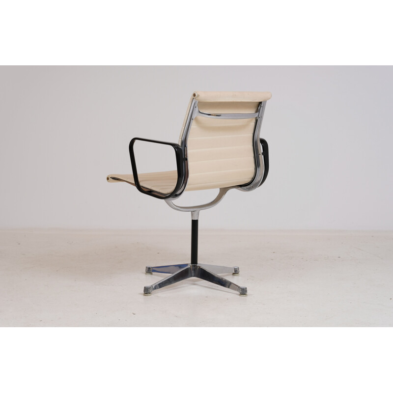 Fauteuil vintage skai Herman miller Eames 1960