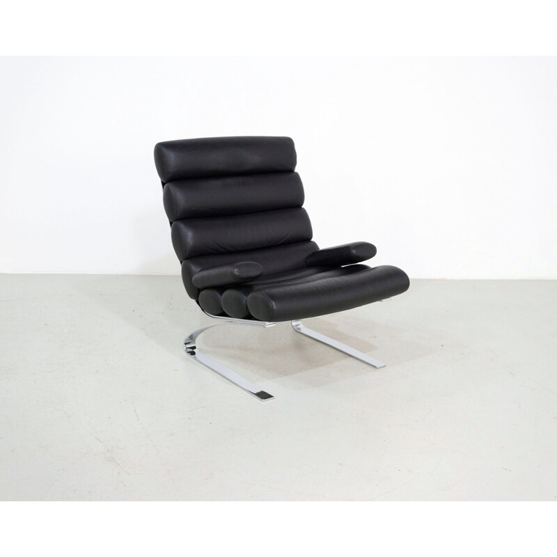 Vintage lounge chair Cor Sinus in black leather 1990s