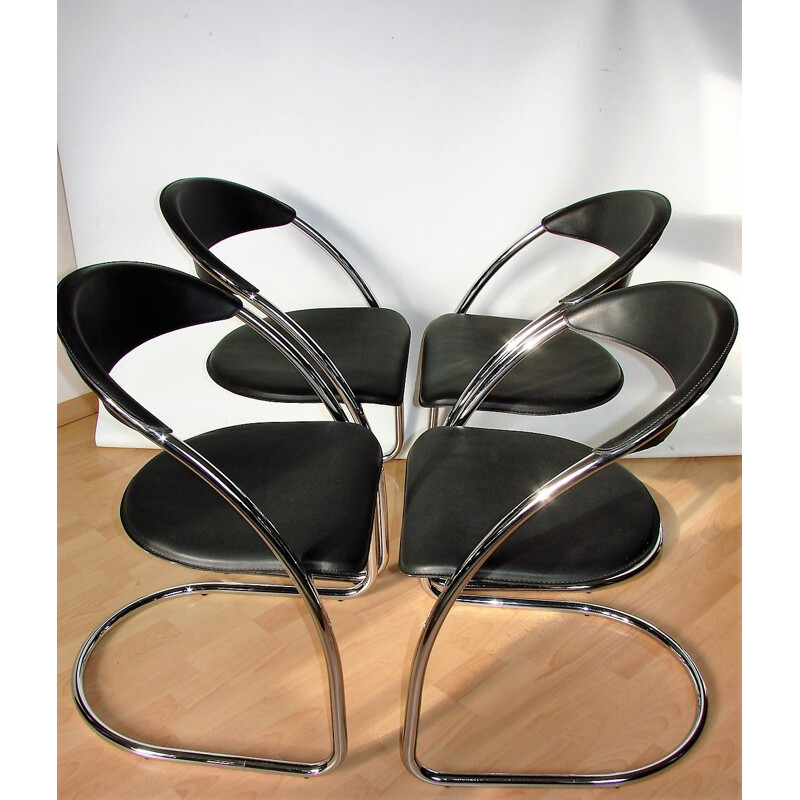 Set of 4 vinage chromed steel and natural leather chairs Italy 1970s