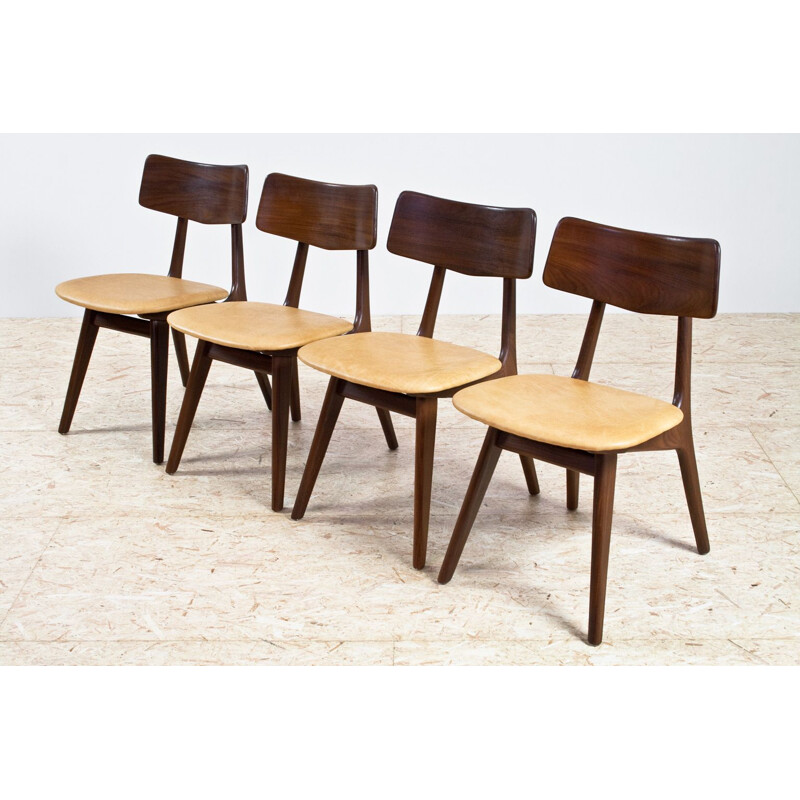 Lot de 4 chaises vintage en teck et cuir de Louis van Teeffelen 1950